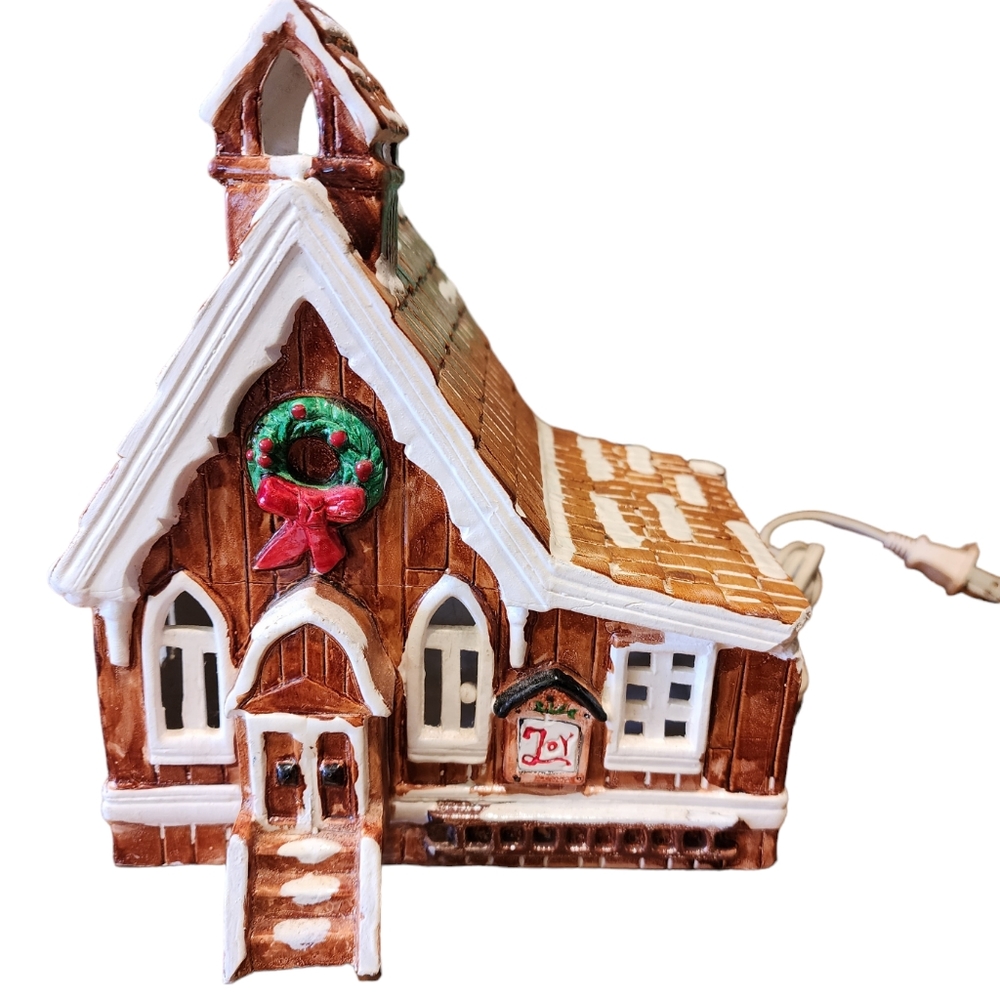 Very Rare! 1984 Department 56 Snow Village Pioneer Church Lighted Ceramic House